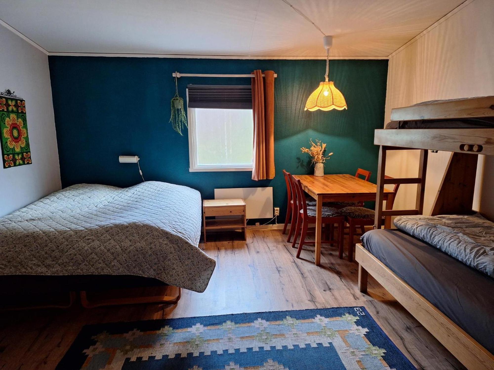 Hostel And Vandrarhem Lupin Naturcamping Lagom Gräsmark エクステリア 写真